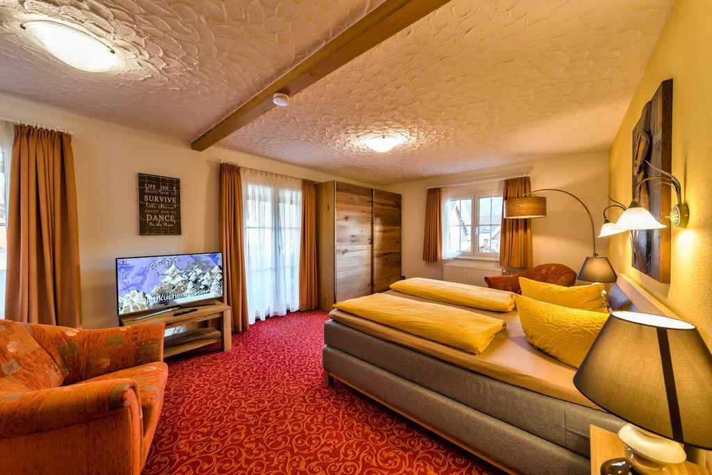 Hotel Sonneneck Titisee -Adults Only- Room photo